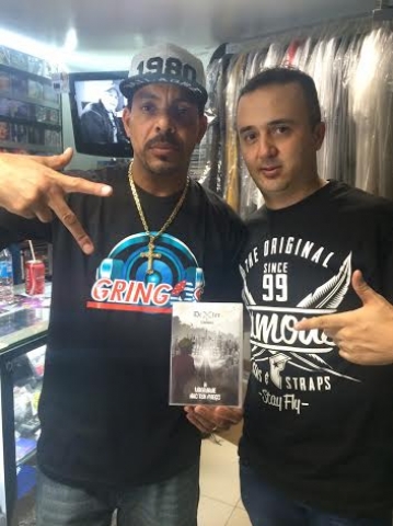 DEXTER - LANCAMENTO DO SEU DVD NA GRINGOS DEXTER - LANCAMENTO DO SEU DVD NA GRINGOS