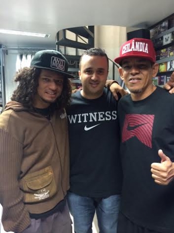 RAPADURA E JAPAO VIELA 17 NA GRINGOS RAPADURA E JAPAO VIELA 17 NA GRINGOS